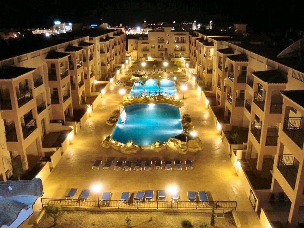 Фото Lovely 2 Bedroom Apartment A206, 800m To The Sea 2*
