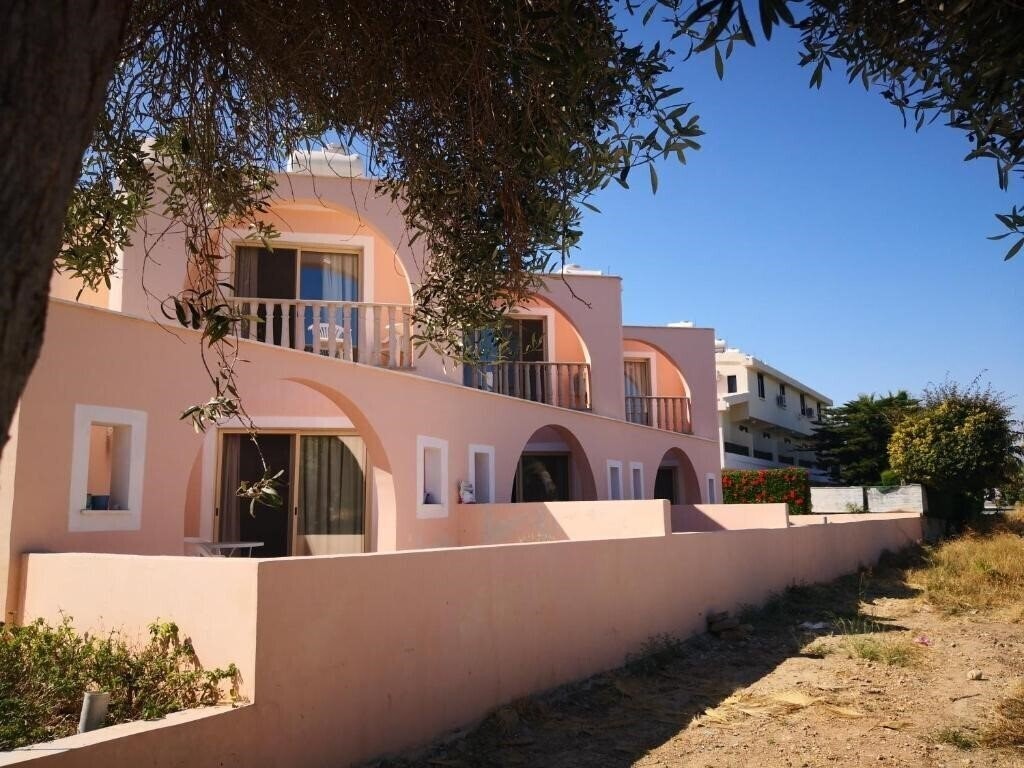 Готель Seashell Apartments 2*