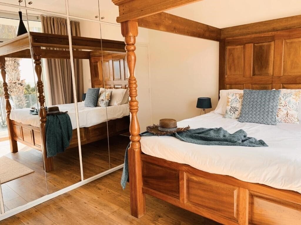 Фото Poseidons Luxury Apartment 2*