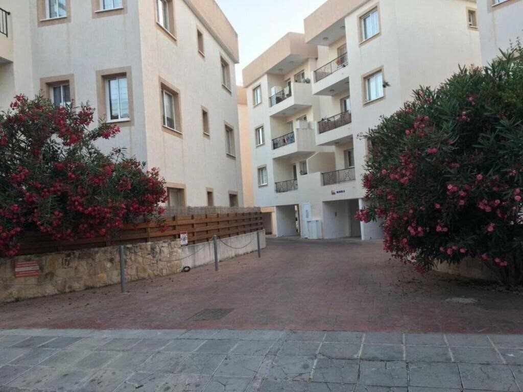 Отель Ancient Paphos - Cozy Place Next To The Sea, Marina, Historical Sites, Buses, Mall & Market 3*