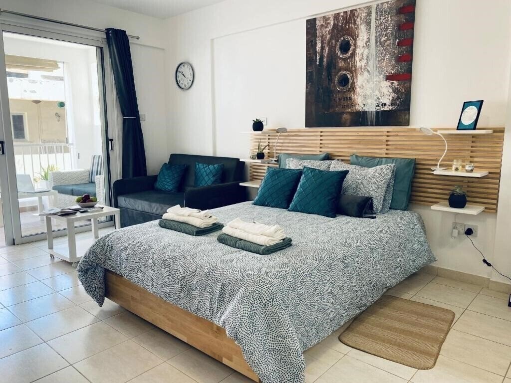 Фотографія Ev Zin: Cozy, Newly Rennovated, Studio, Swimming Pool B102 3*
