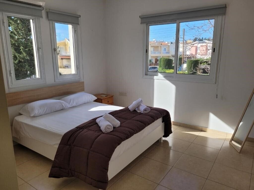 Готель Elean Villa 3*
