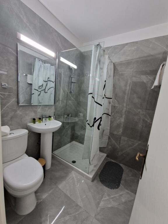 Картинка Vrexi Apartment, by IMH Travel & Tours 2*