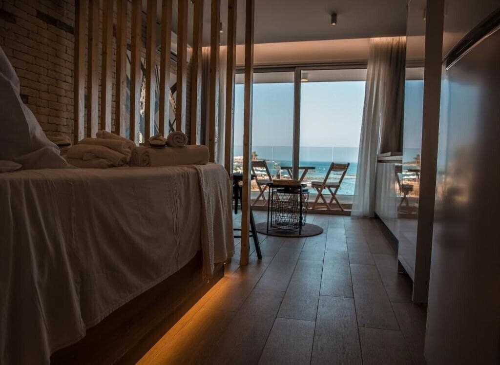 Фото Cosea Living: Seaside Luxury Suite In Harbour 107a 3*