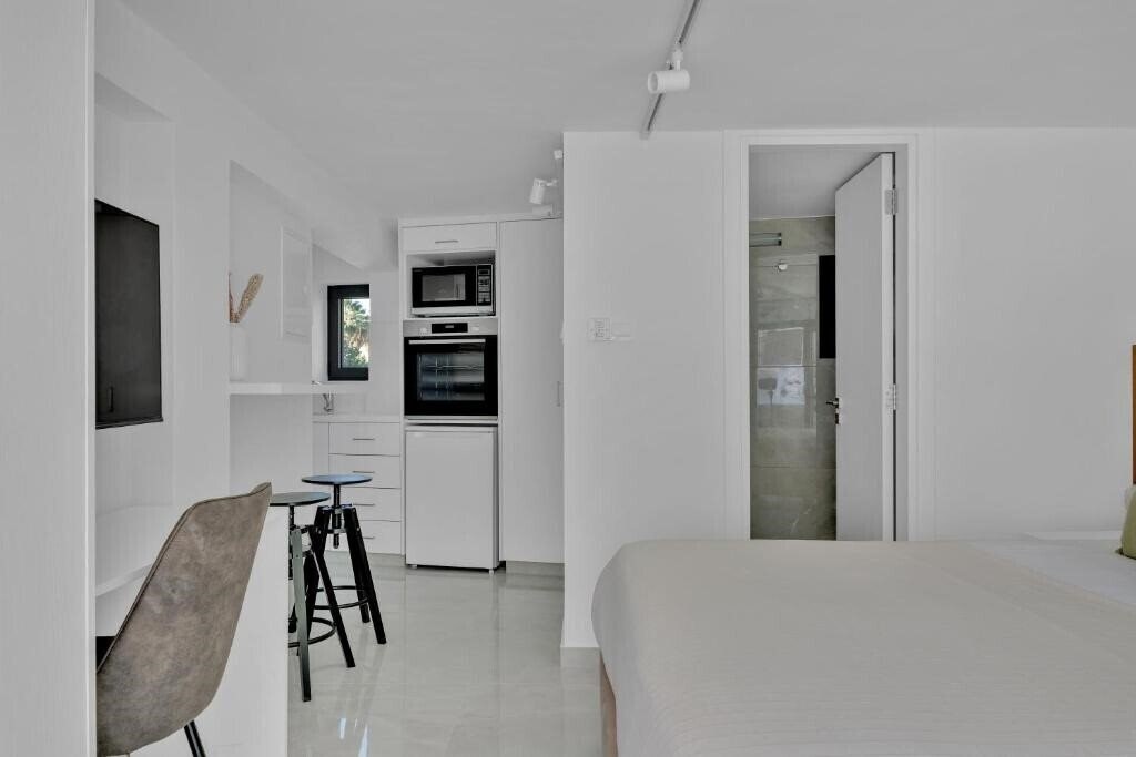 Готель Phaedrus Living Alkminis Seaview Suites Litore 2*