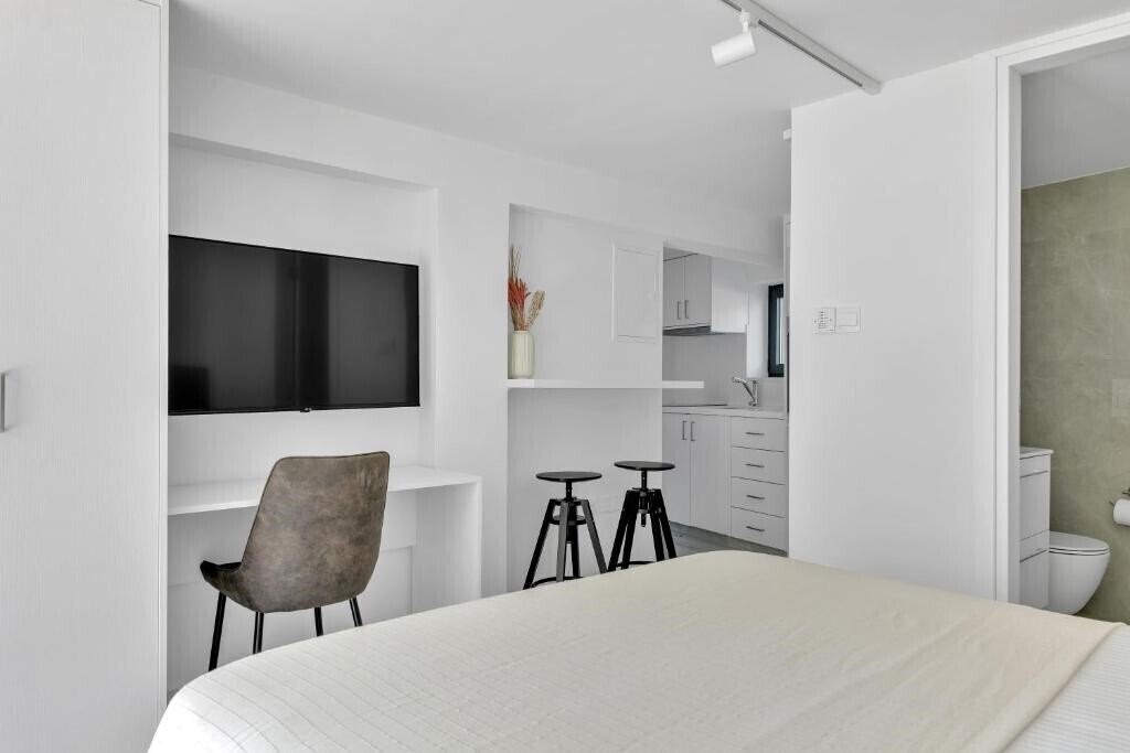 Зображення Phaedrus Living Alkminis Seaview Suites Litore 2*