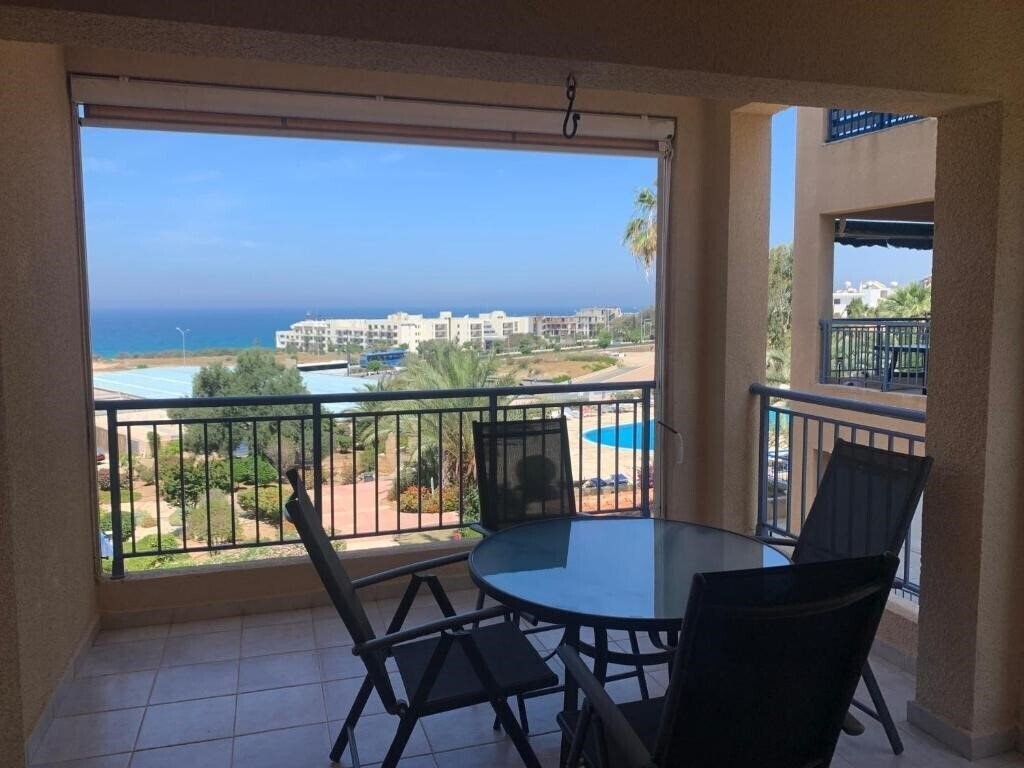 Фотография Kings Palace - Stylish, Modern 2 Bed With Sea Views 3*