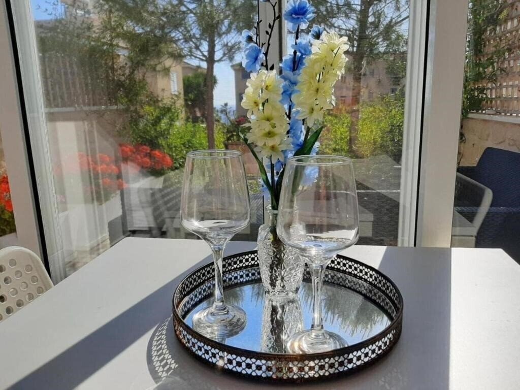 Фото H&O Danaos Sea Breeze Apartment 3*