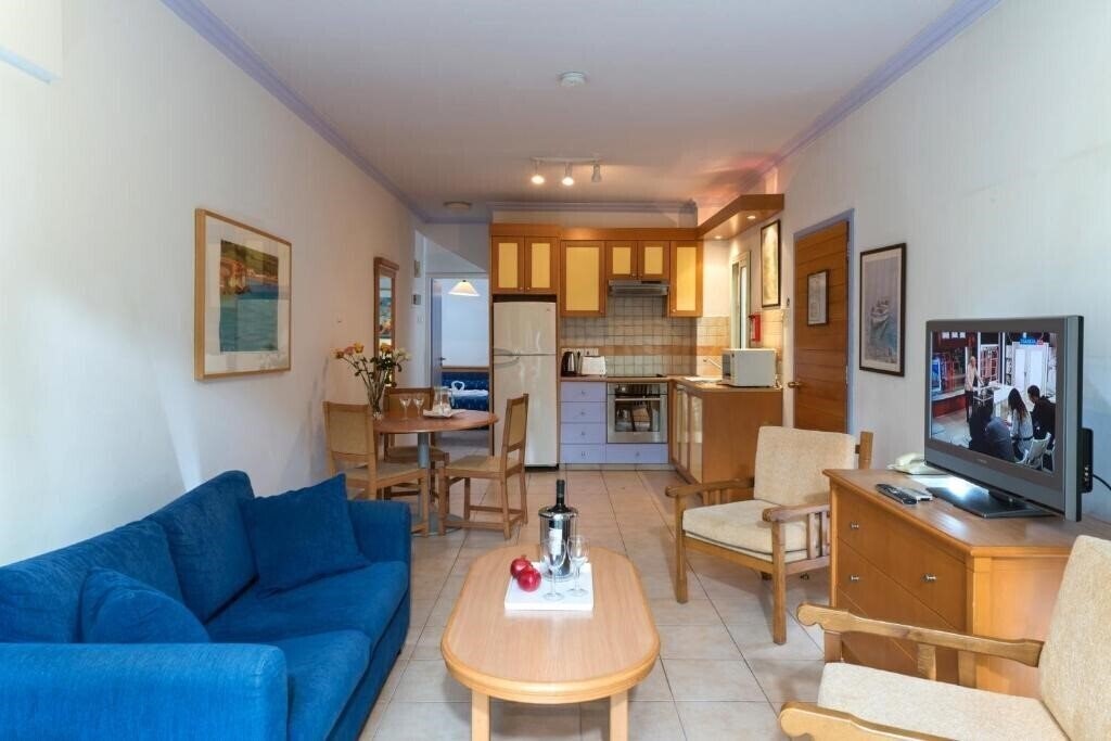Картинка Resitour - Paphos Gardens 3*