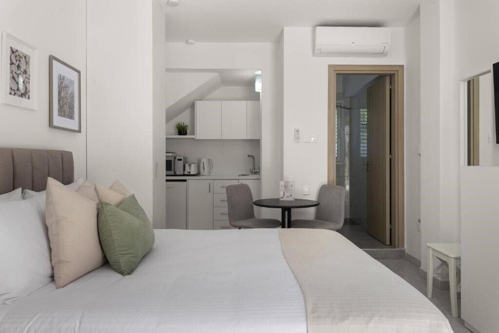 Зображення Phaedrus Living: Alkminis Seaside Suites Sand 3*