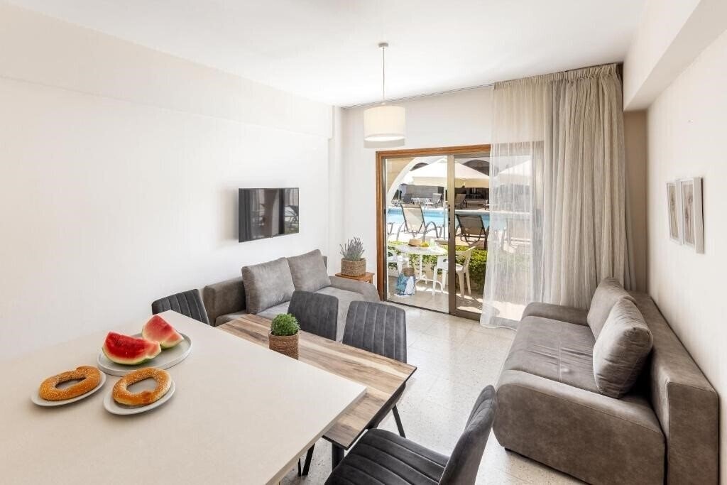 Фотографія Stephanos Hotel Apartments 3*