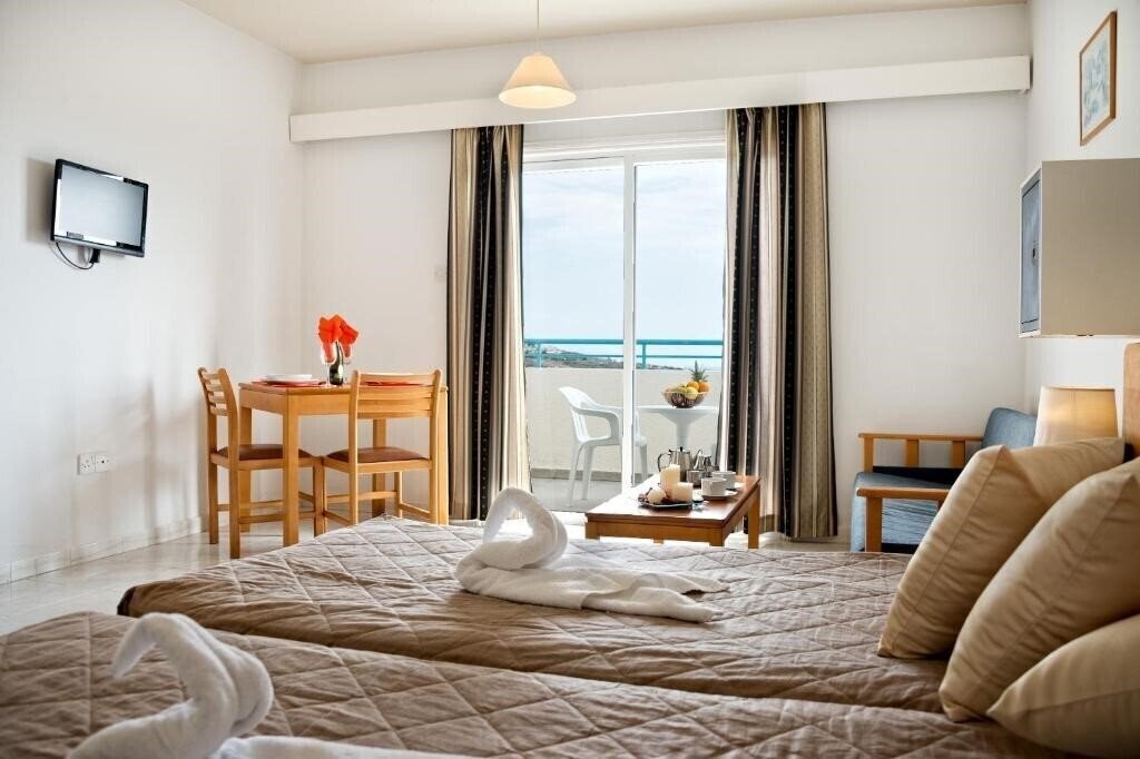 Фотографія Sunny Hill Hotel Apartments 3*