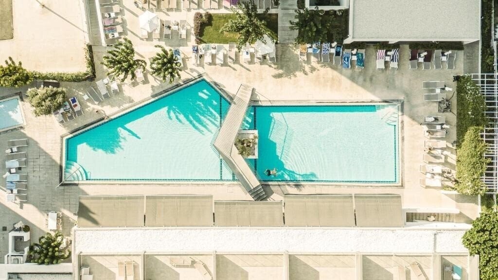 Отель Anemi Apartments 3*