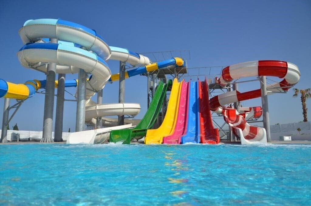 Зображення King Evelthon Beach Hotel & Resort 5*