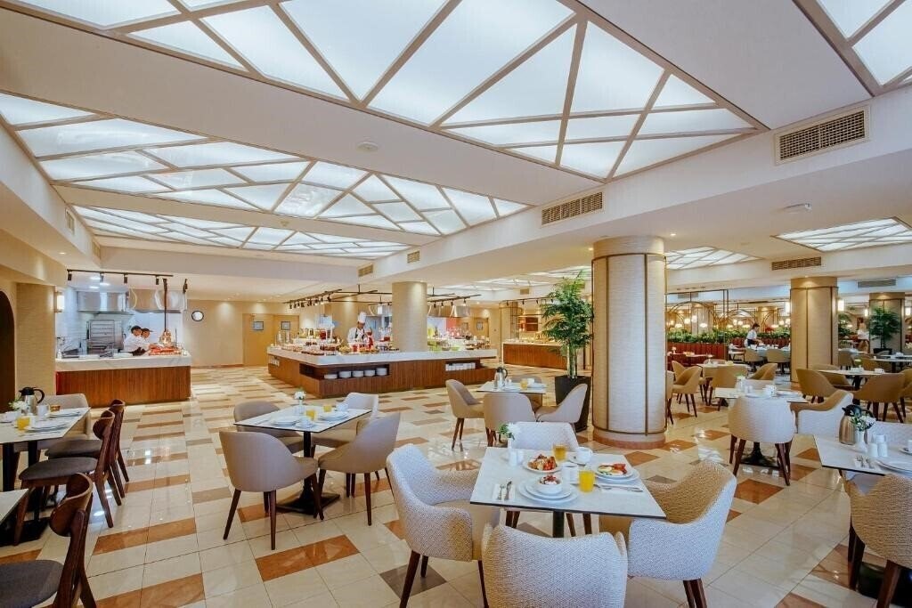 Фото Louis Ledra Beach 4*