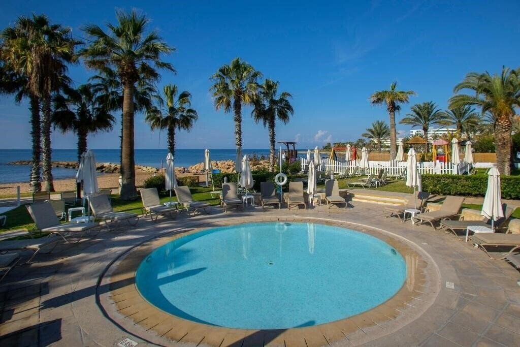 Картинка Louis Ledra Beach 4*
