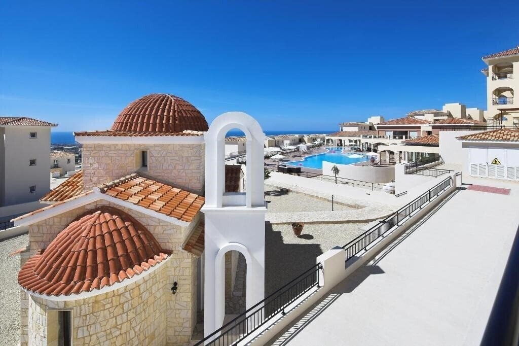 Готель Club St George 4*