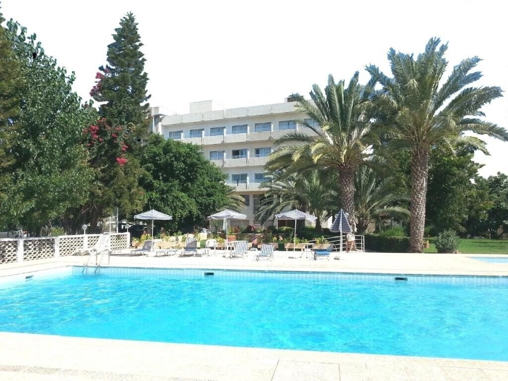 Готель Marion Hotel 2*