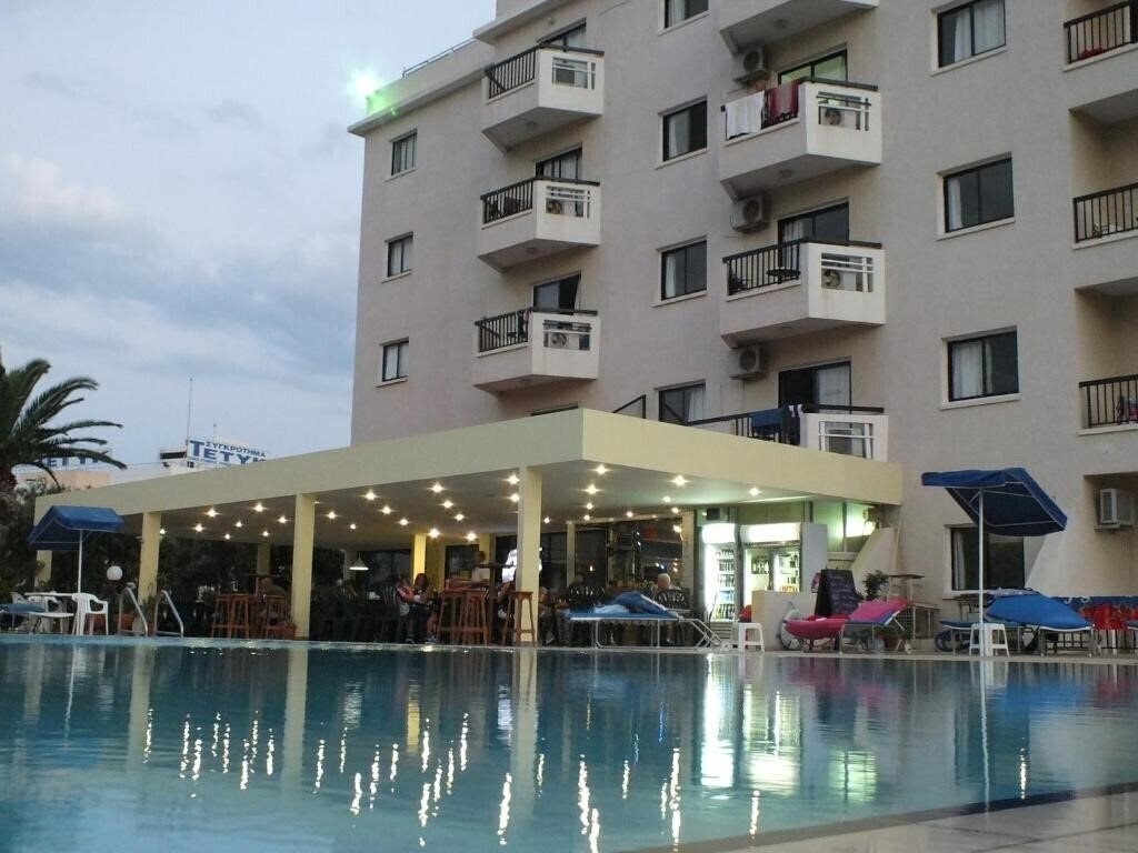 Отель Livas Hotel Apartments Apart апартаменты