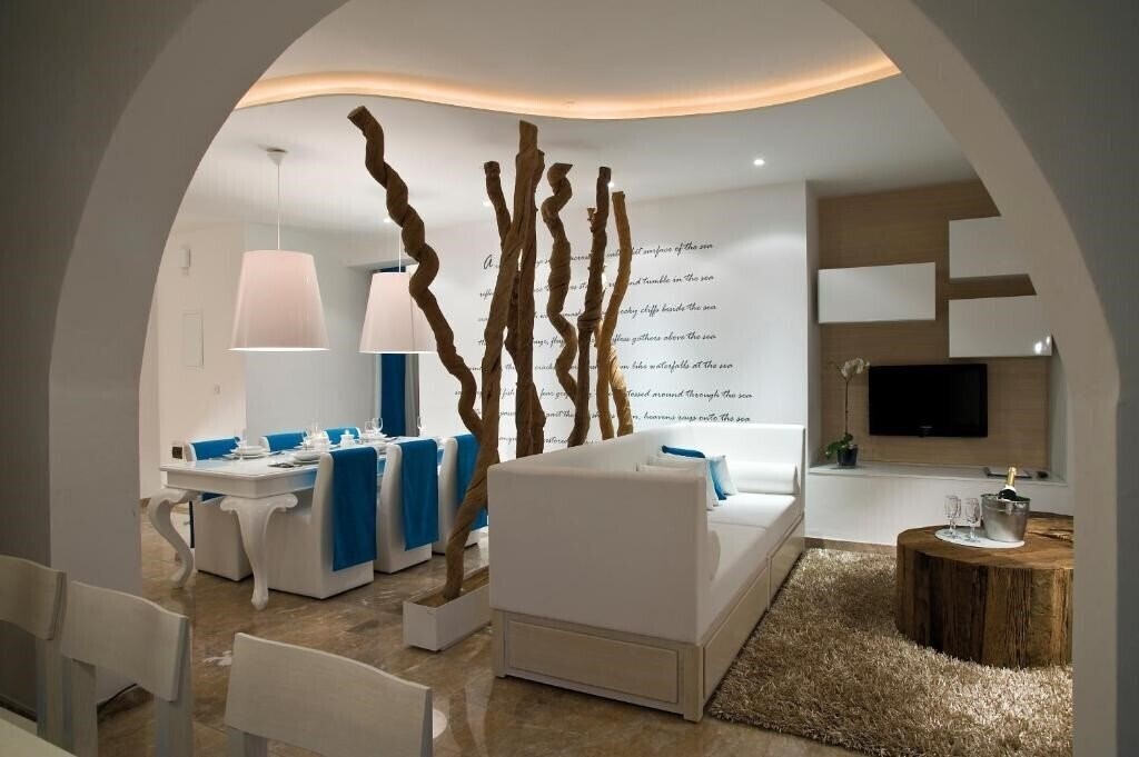 Изображение Louis Althea Kalamis Luxury Hotel 4*