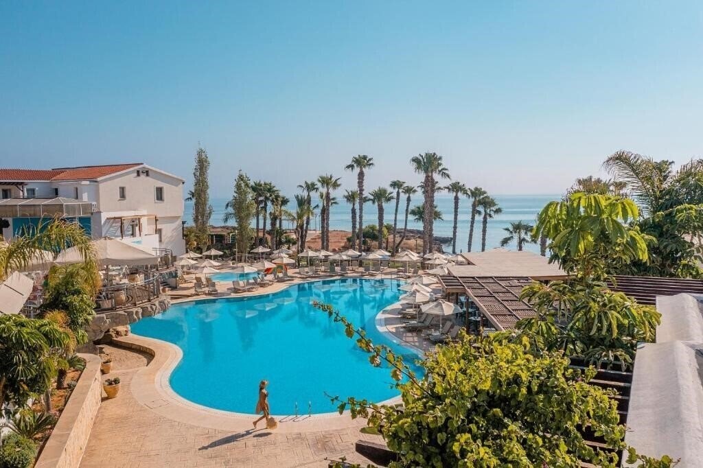 Фото Louis Althea Beach Hotel 4*