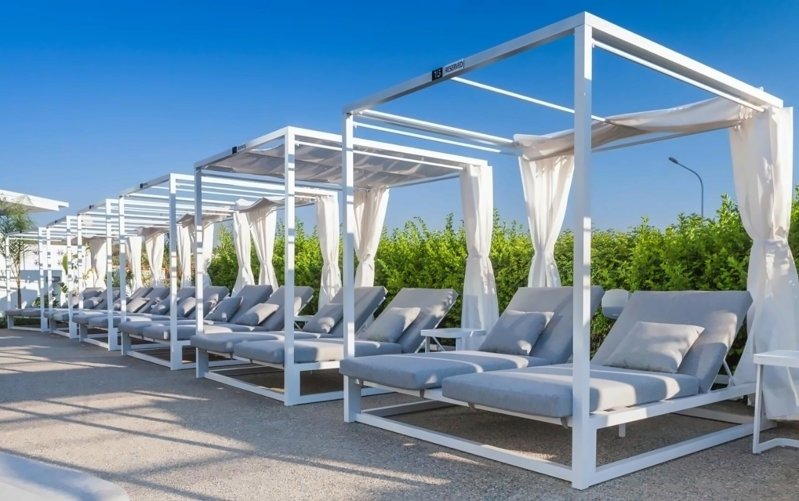 Фотография The Blue Ivy Hotel & Suites 4*