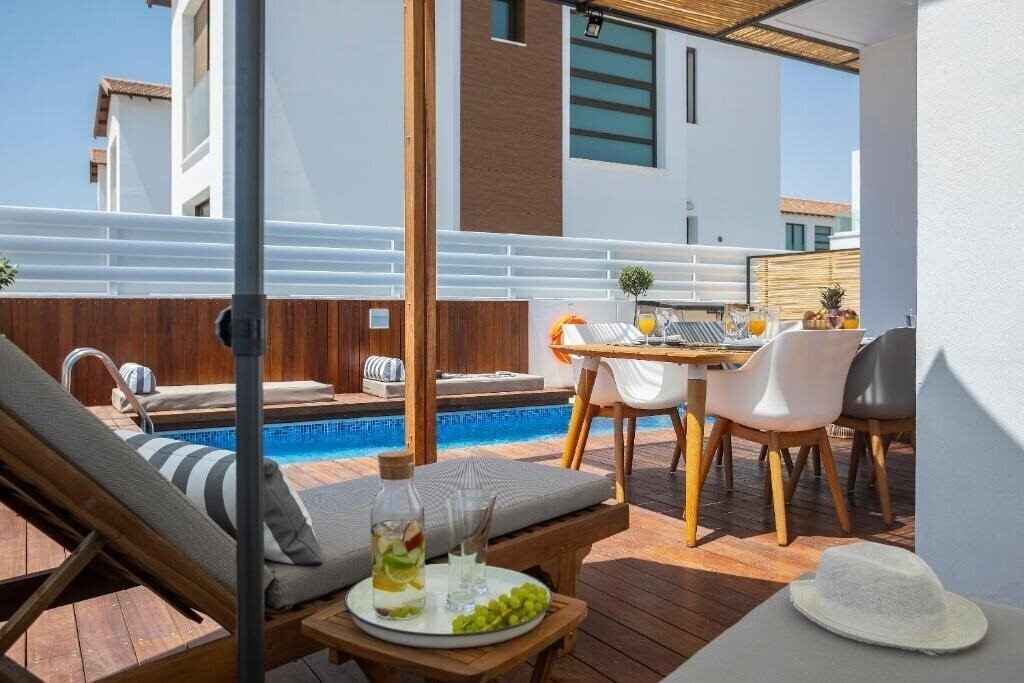 Зображення Louis Chris Le Mare Villa вилла
