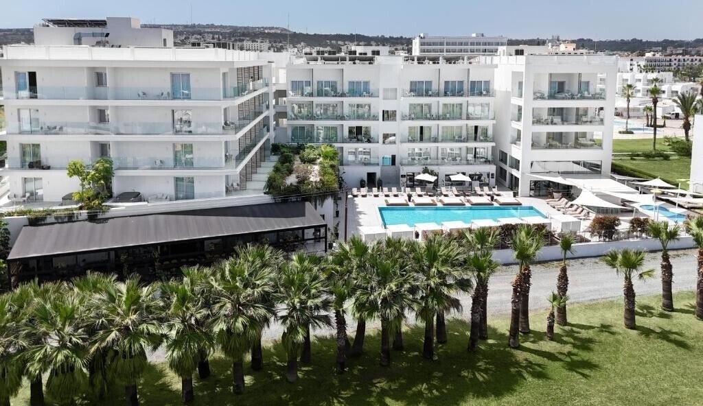 Отель At Herbal Boutique Hotel & SPA 4*