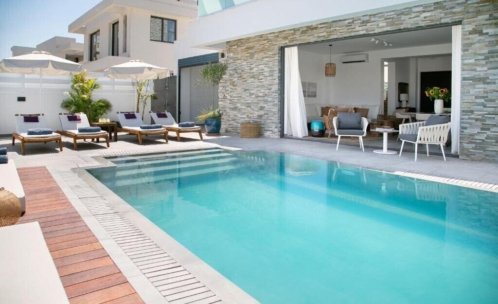 Отель Chris Le Mare Gold Luxury Villa вилла