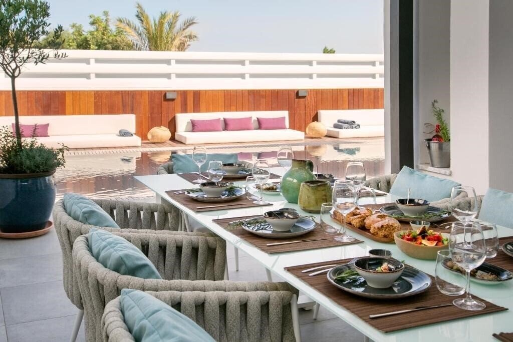 Изображение Chris Le Mare Gold Luxury Villa вилла