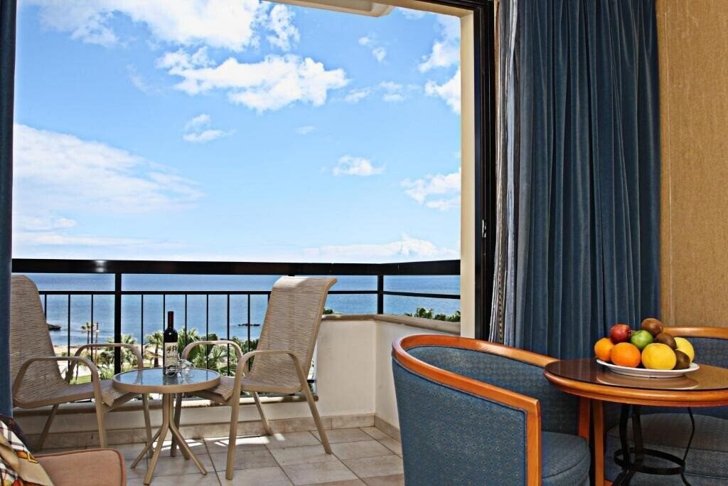 Картинка Anastasia Waterpark Beach Resort 4*