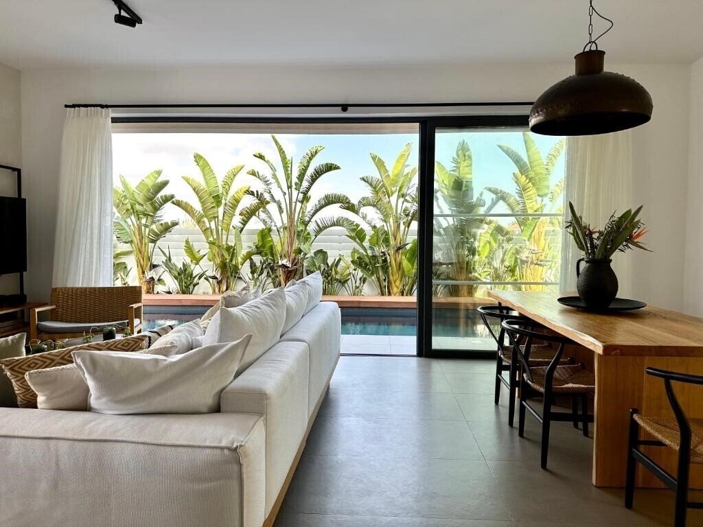 Картинка Lora Pearl Luxury Villа вилла