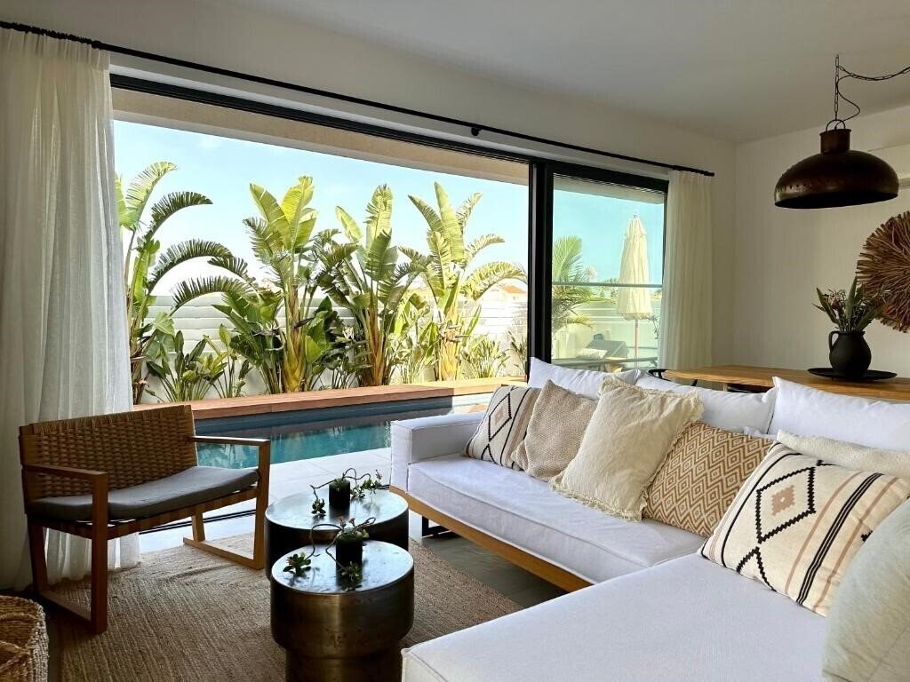 Картинка Lora Pearl Luxury Villа вилла