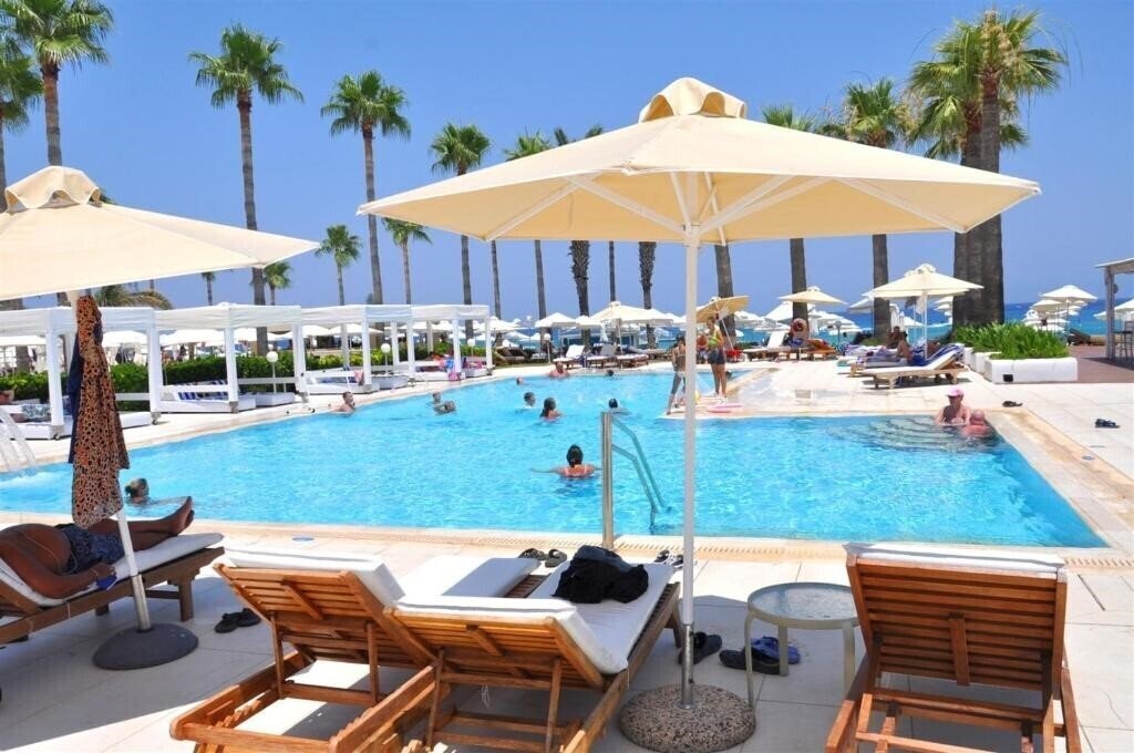 Фотографія Vrissiana Beach 4*