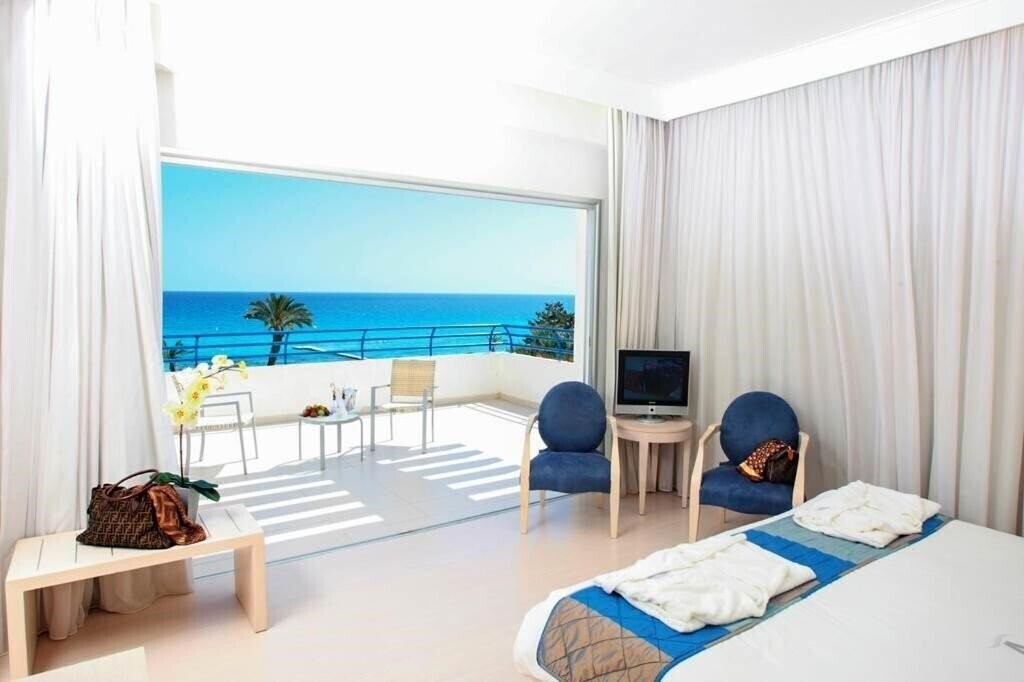 Зображення Vrissiana Beach 4*