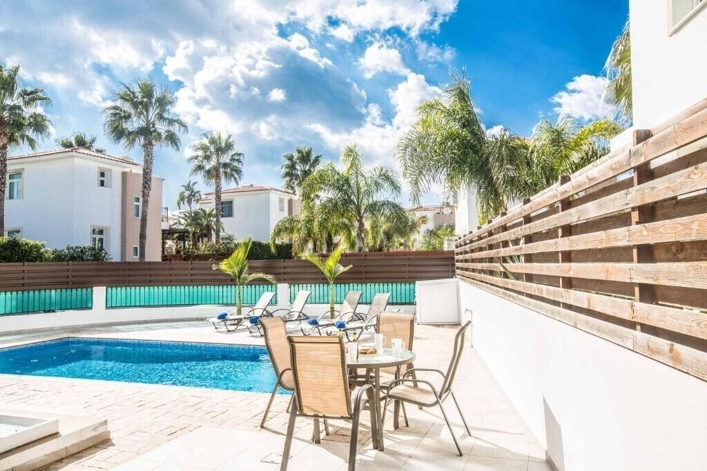 Зображення Mesogios Villas 4*