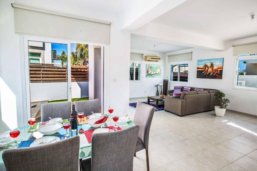 Картинка Mesogios Villas 4*