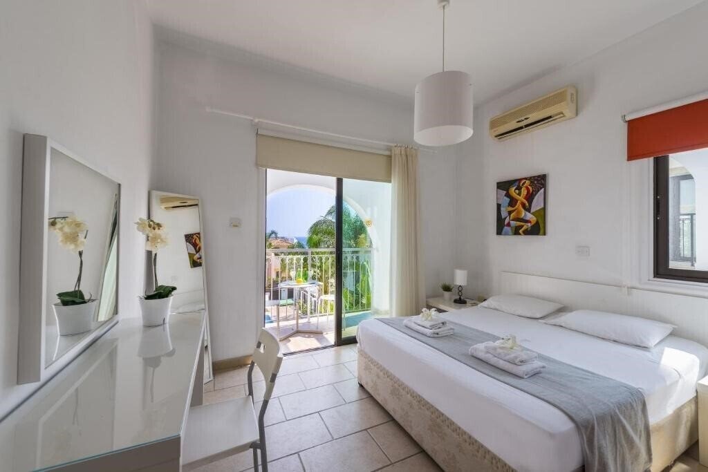 Фото Protaras Villa Alexa 4*