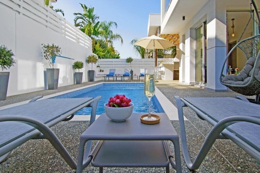 Картинка Protaras Villa Lilly 3*