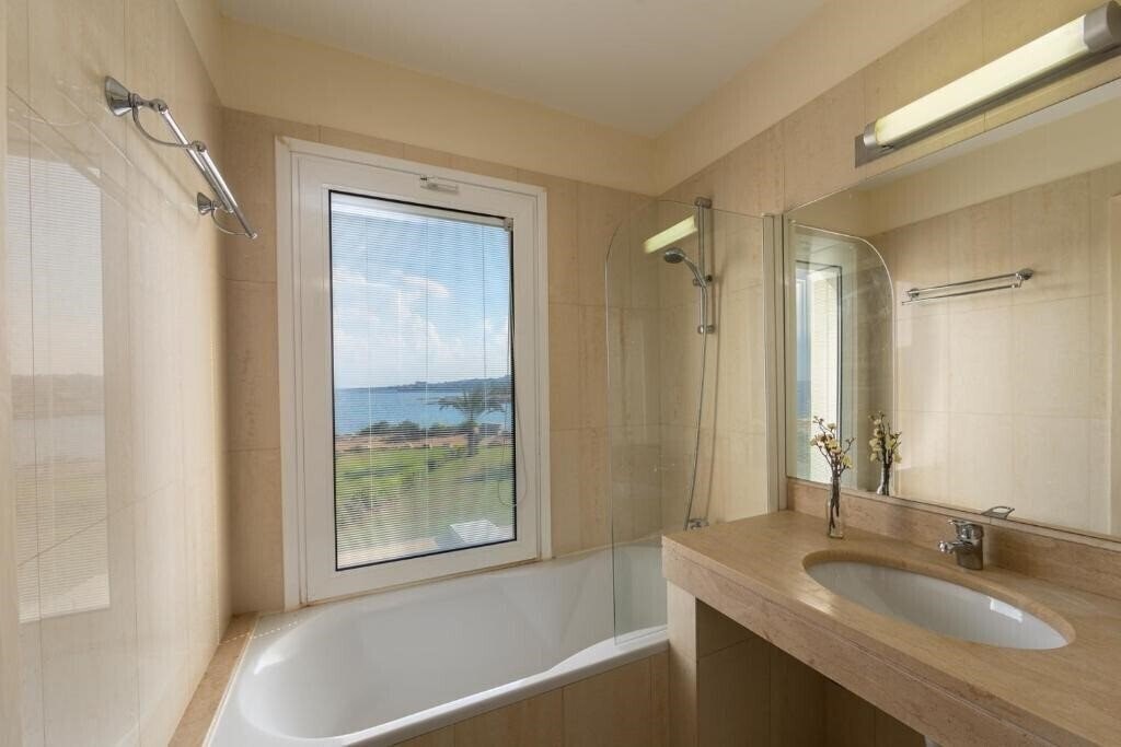 Фотографія Villa Infinity Protaras 4*