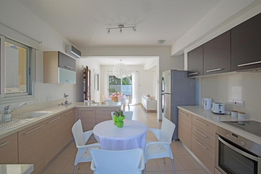 Зображення Kalamies Beach Villas 3*