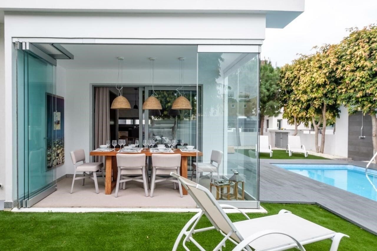 Отель The Lighthouse Villas 4*