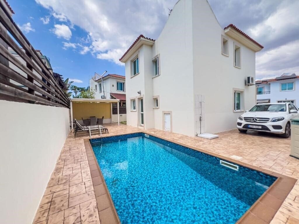 Отель Villa Ioli With Private Pool 4*