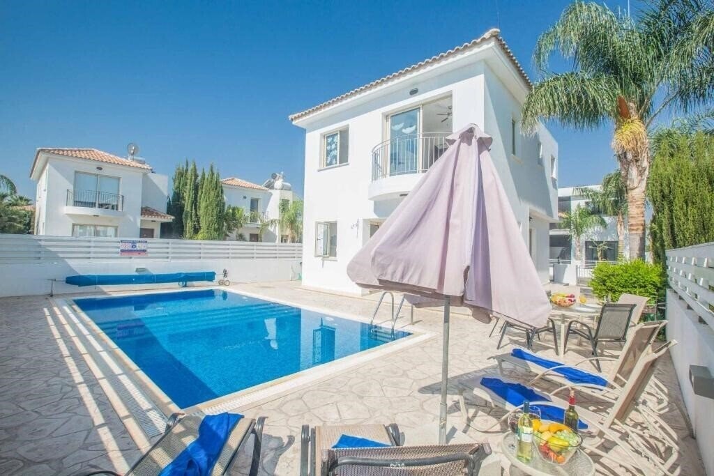 Фото Villa Delia 3*