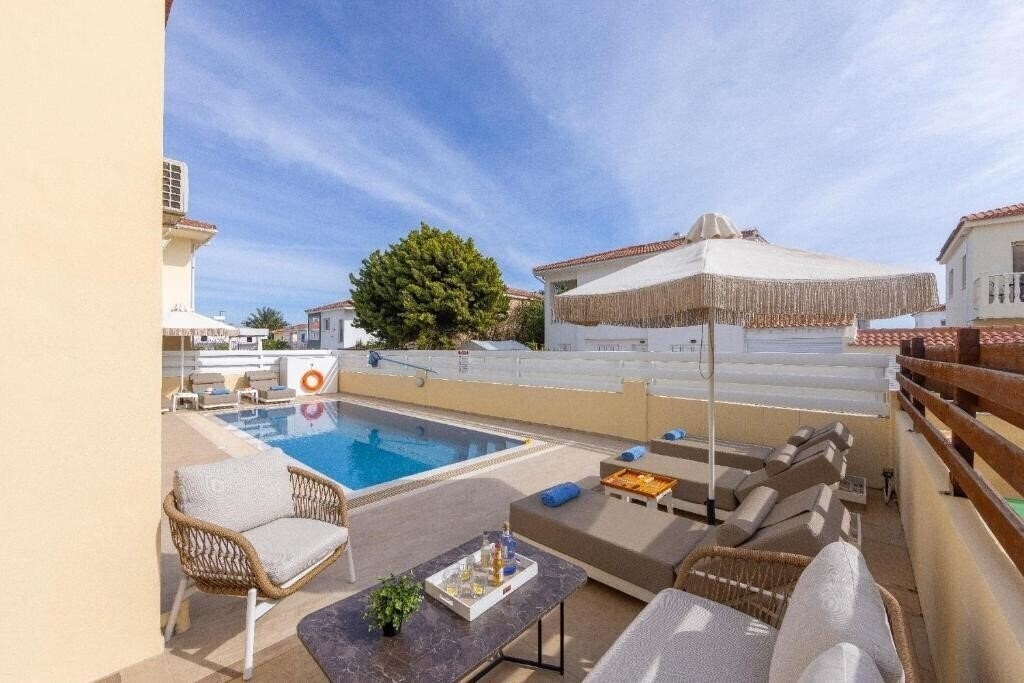 Фотография Villa Posidonas 3*
