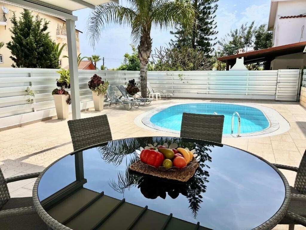 Фотографія Stay Princess Villa 3*