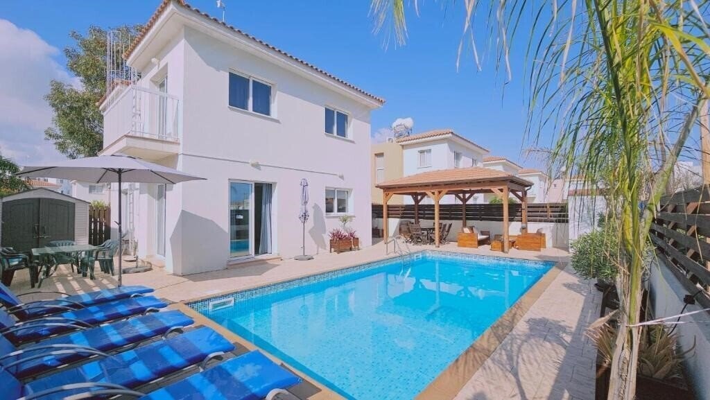 Отель Stay Villa Anemone In Protaras 3*