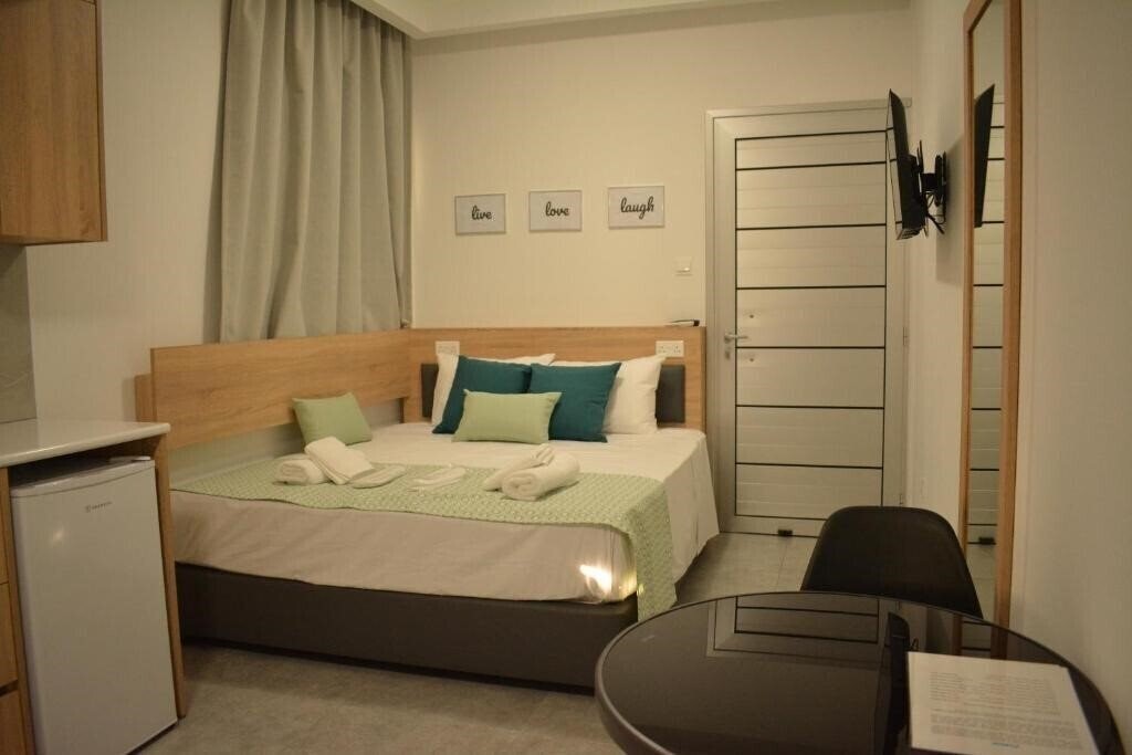 Изображение Green Bay Suites 3*
