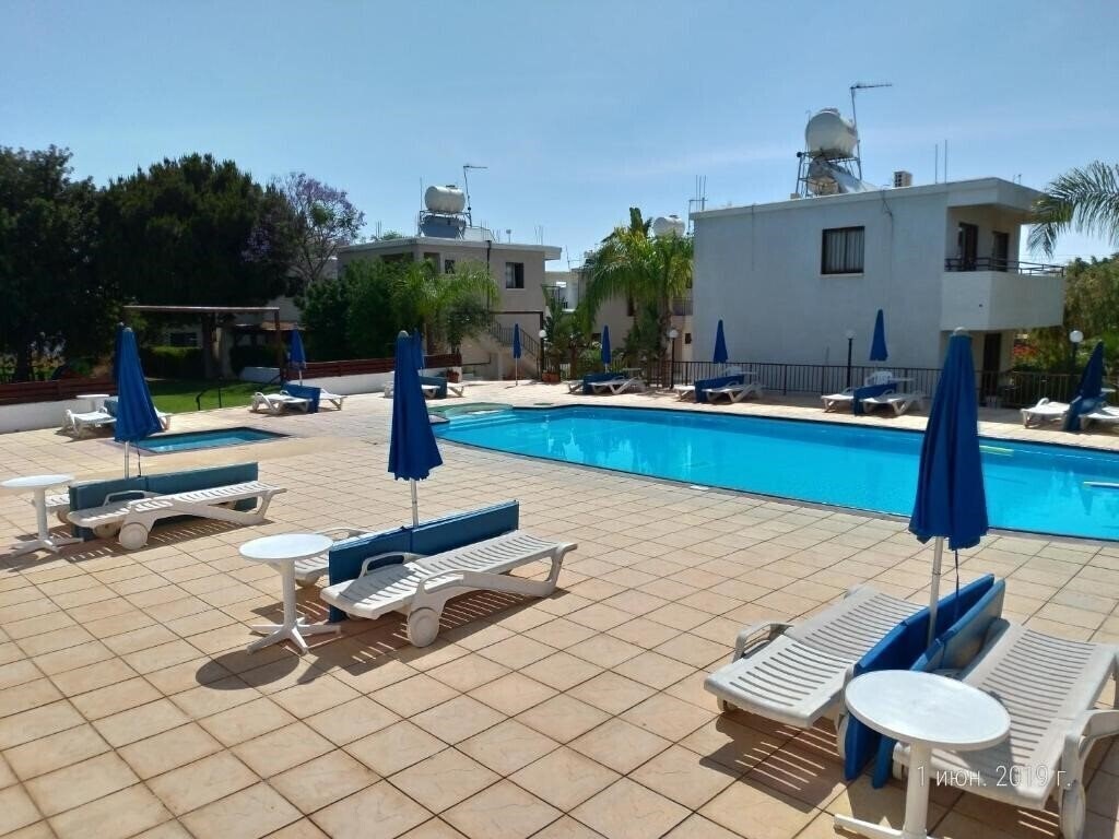Фотографія Constantaras Apartments 3*