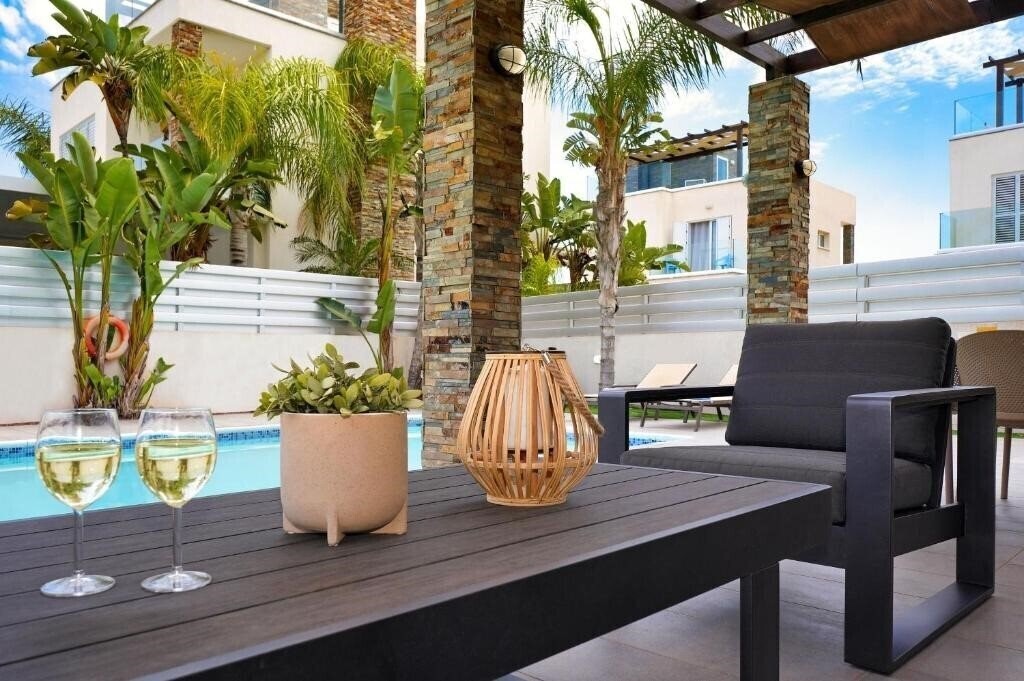 Фото Villa Anastasia - Fig Tree Bay Area 5*